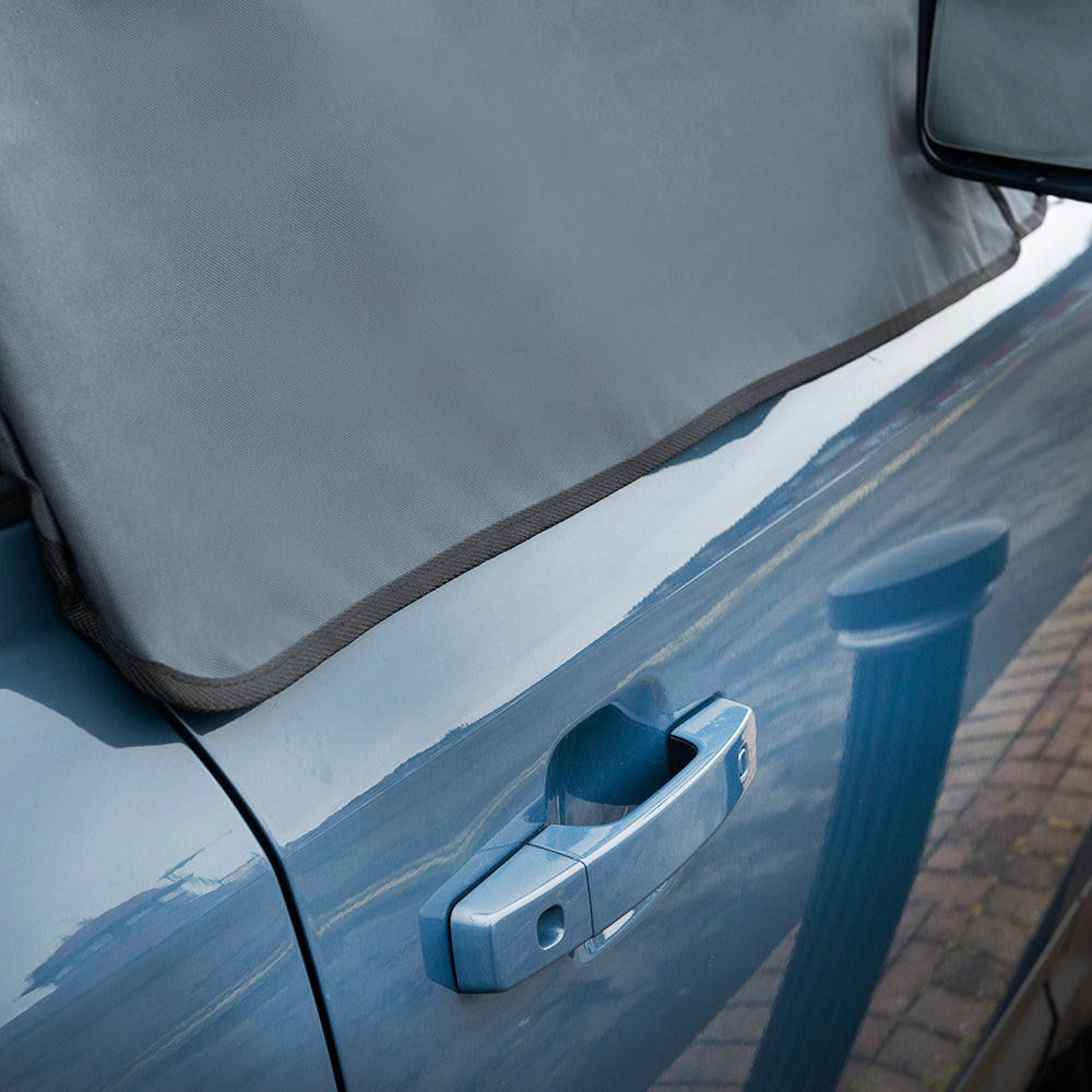 Film de protection antigel pour pare-brise du Land Rover Defender 110