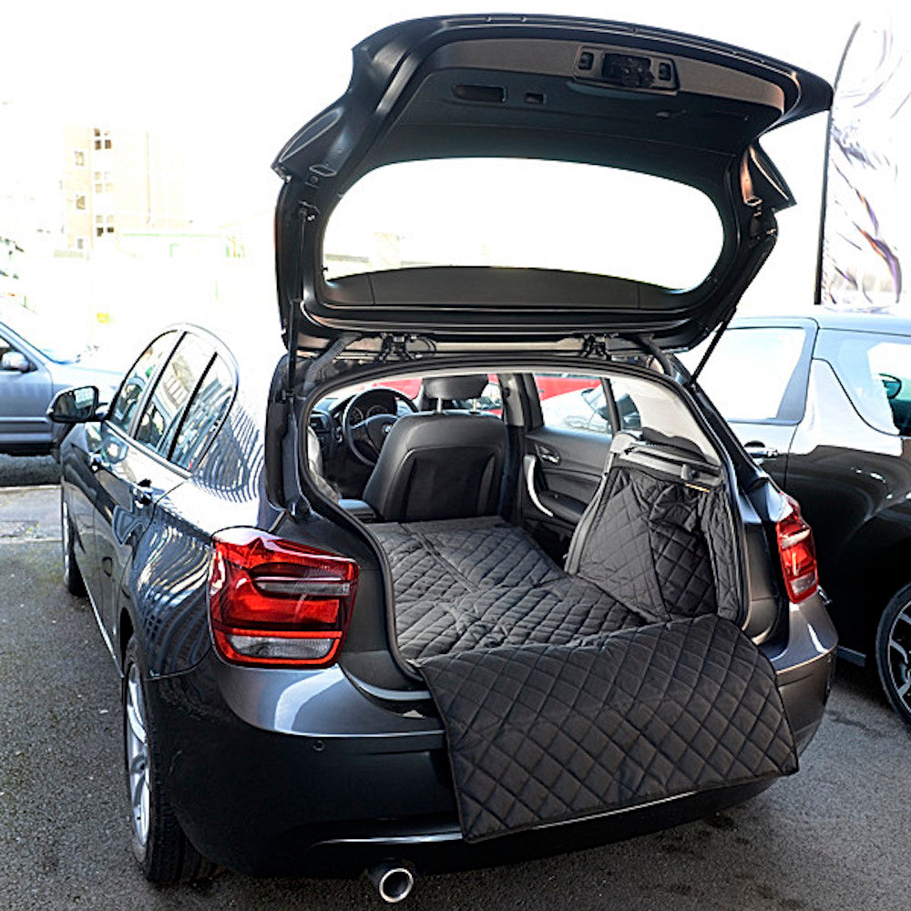 Doublure de coffre matelassée sur mesure pour BMW Série 1 F21 et F20 Hatchback - à partir de 2011 (268)