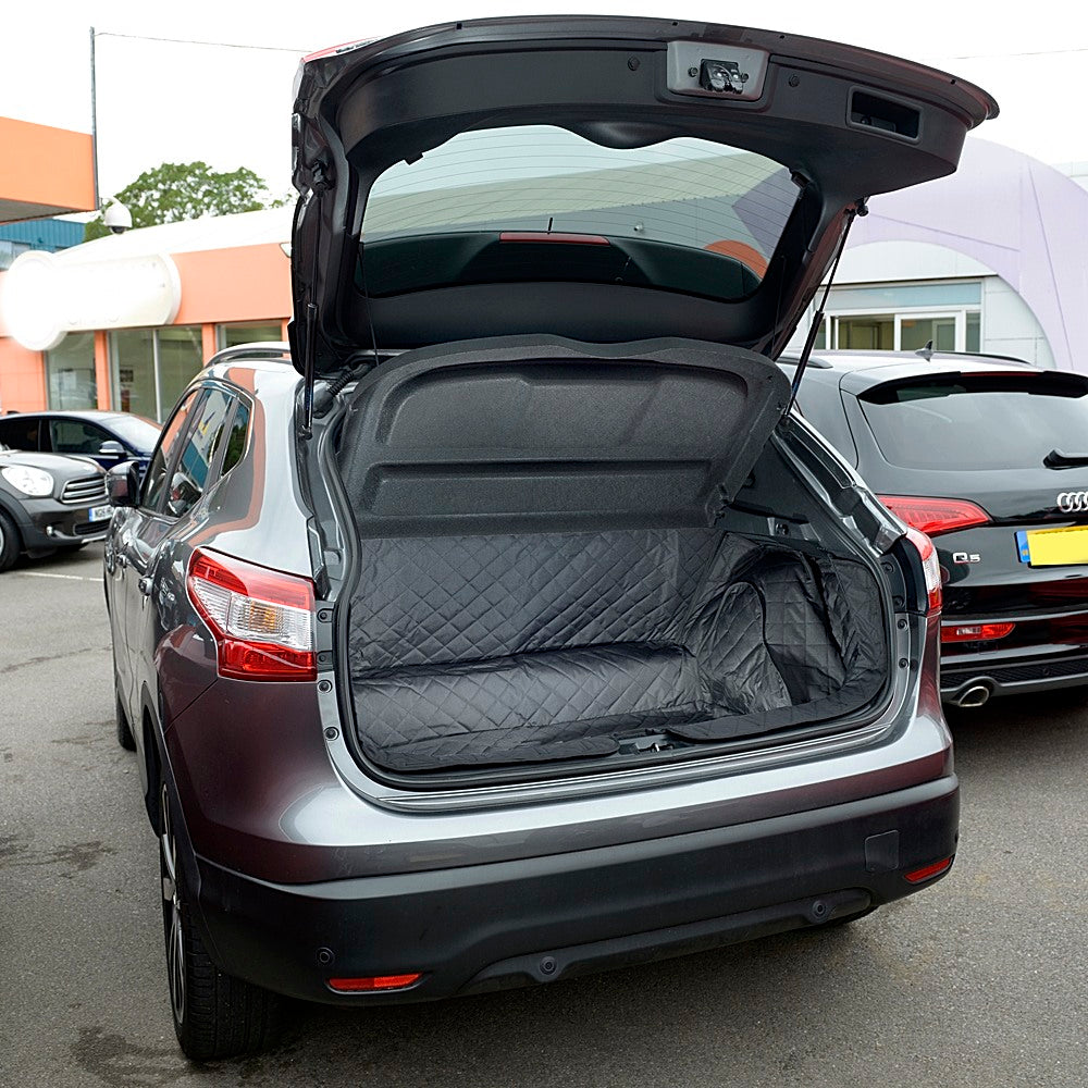 Custom Fit Quilted Cargo Liner for Nissan Rogue Sport / Qashqai 5 Seater Low Floor Version - Tailored & Waterproof - J11 2013 onwards (320)