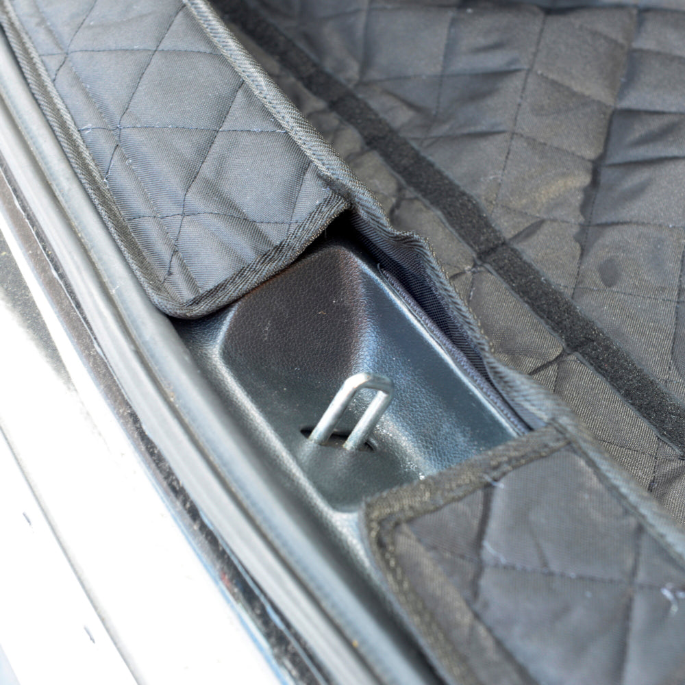 Forro de carga acolchado de ajuste personalizado para Mercedes Clase GLA X156 Generación 1 - 2013 a 2019 (627)