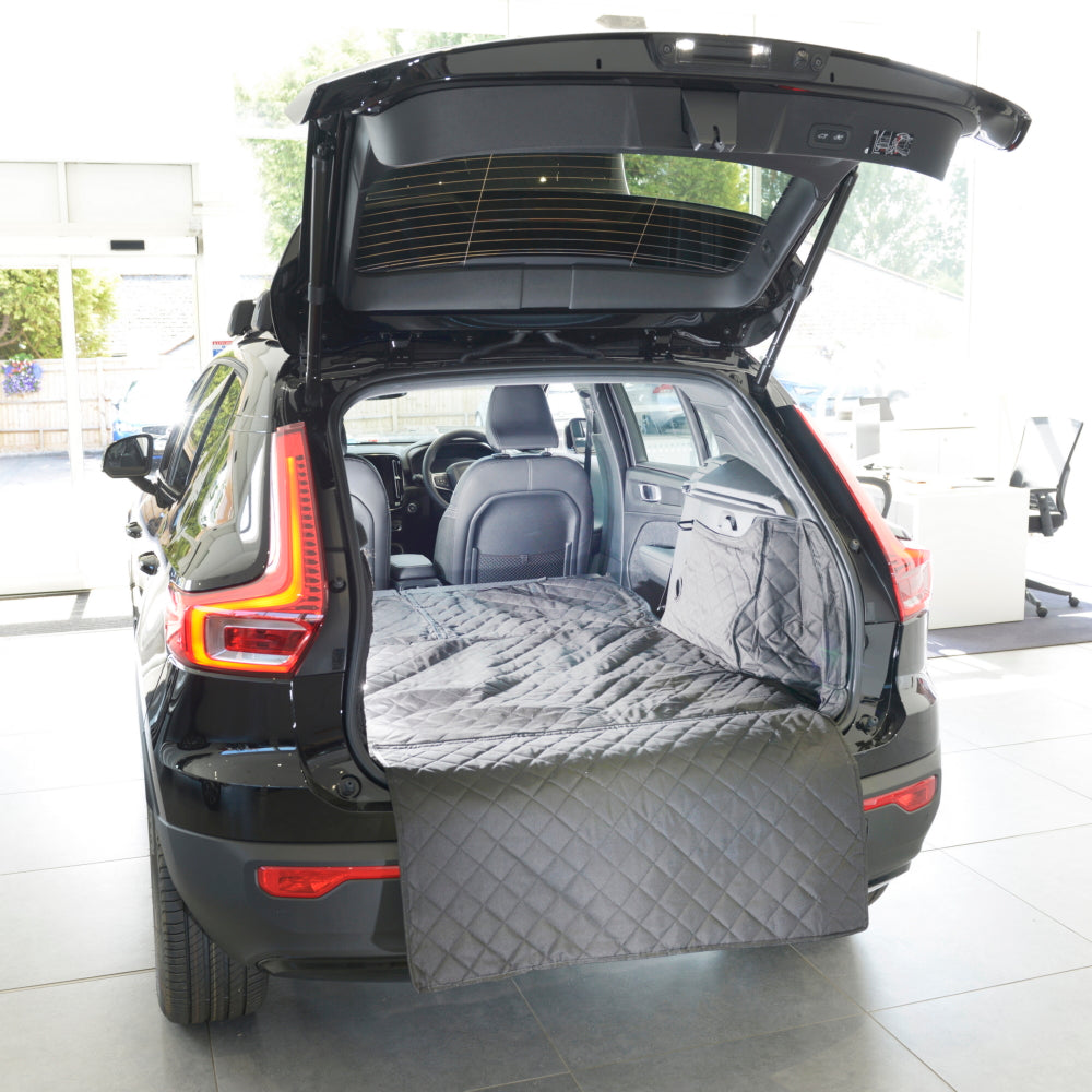 Custom Fit Quilted Cargo Liner for the Volvo XC40 Generation 1 - 2018 onwards (636)