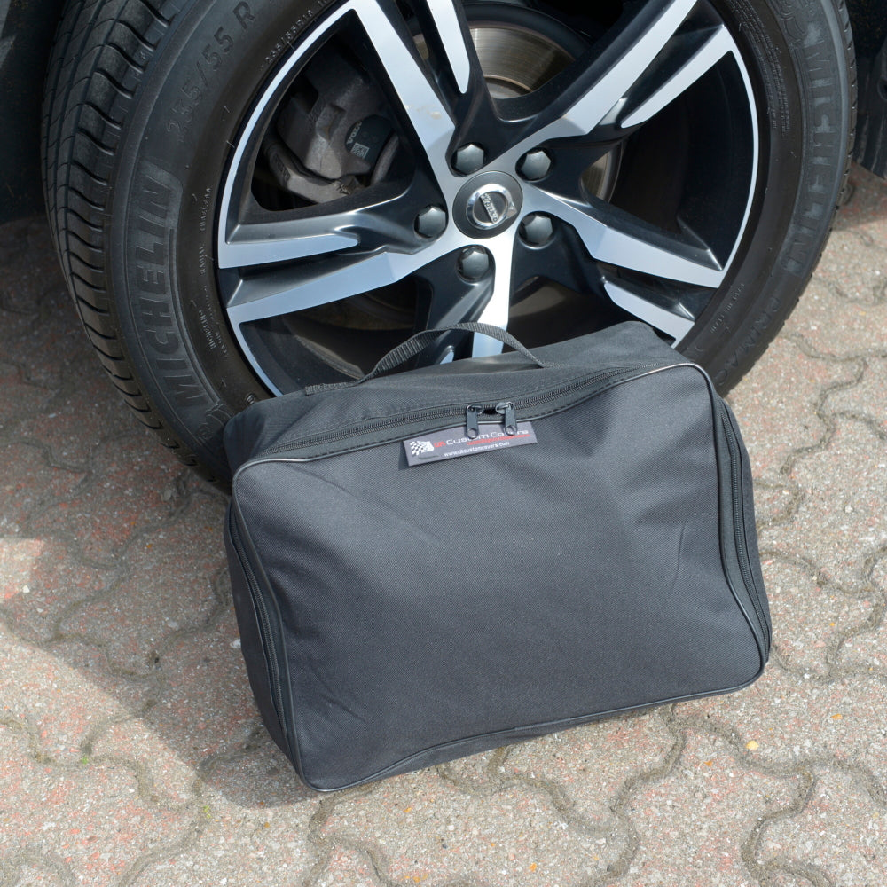 Custom Fit Quilted Cargo Liner for the Volvo XC40 Generation 1 - 2018 onwards (636)