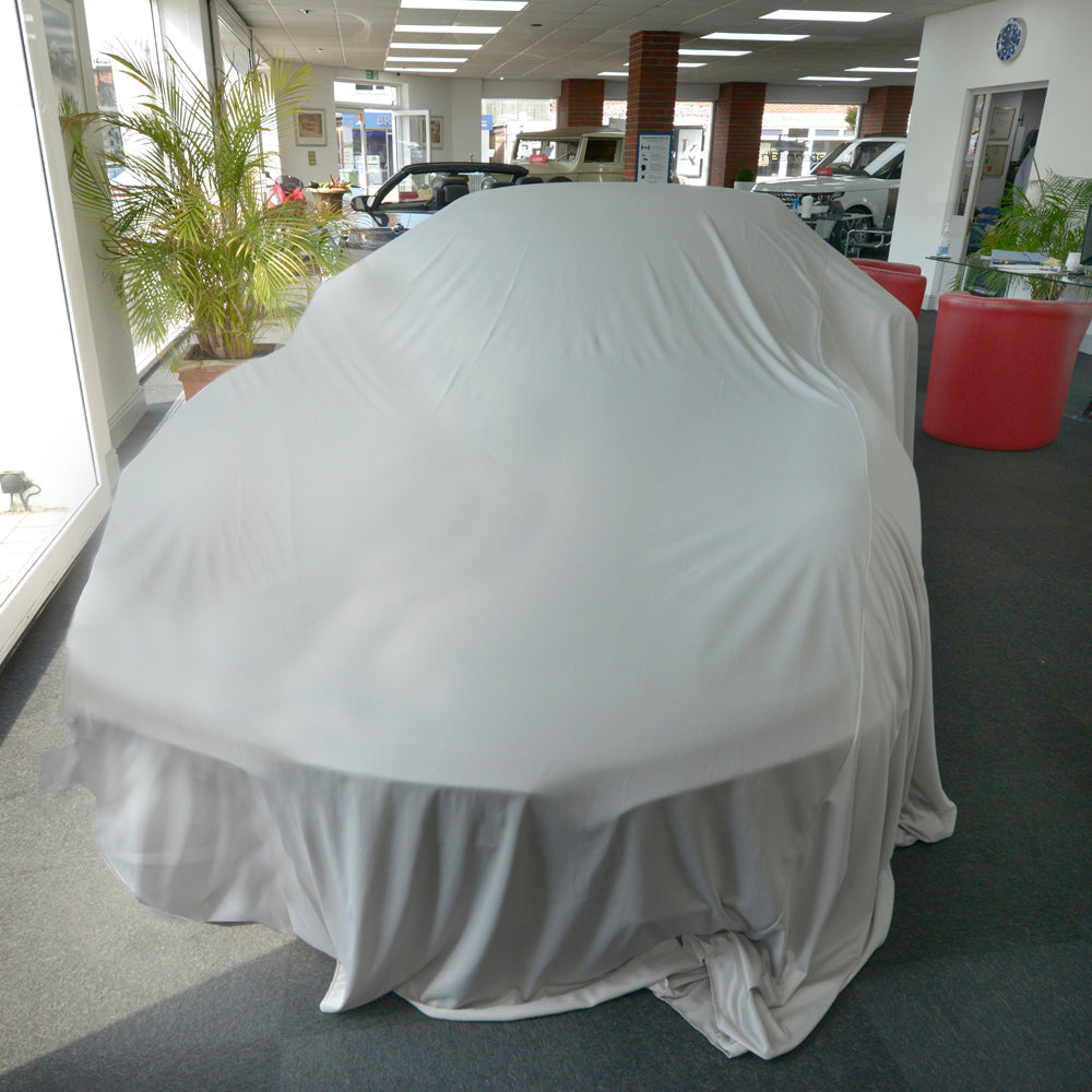 Showroom Reveal Housse de voiture – Housse de taille MOYENNE – Rouge (448R)