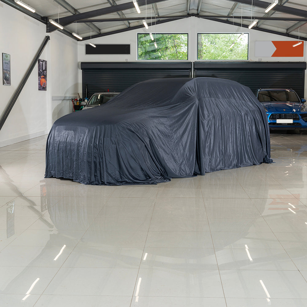 Showroom Reveal Housse de voiture – Housse de taille MOYENNE – Rouge (448R)