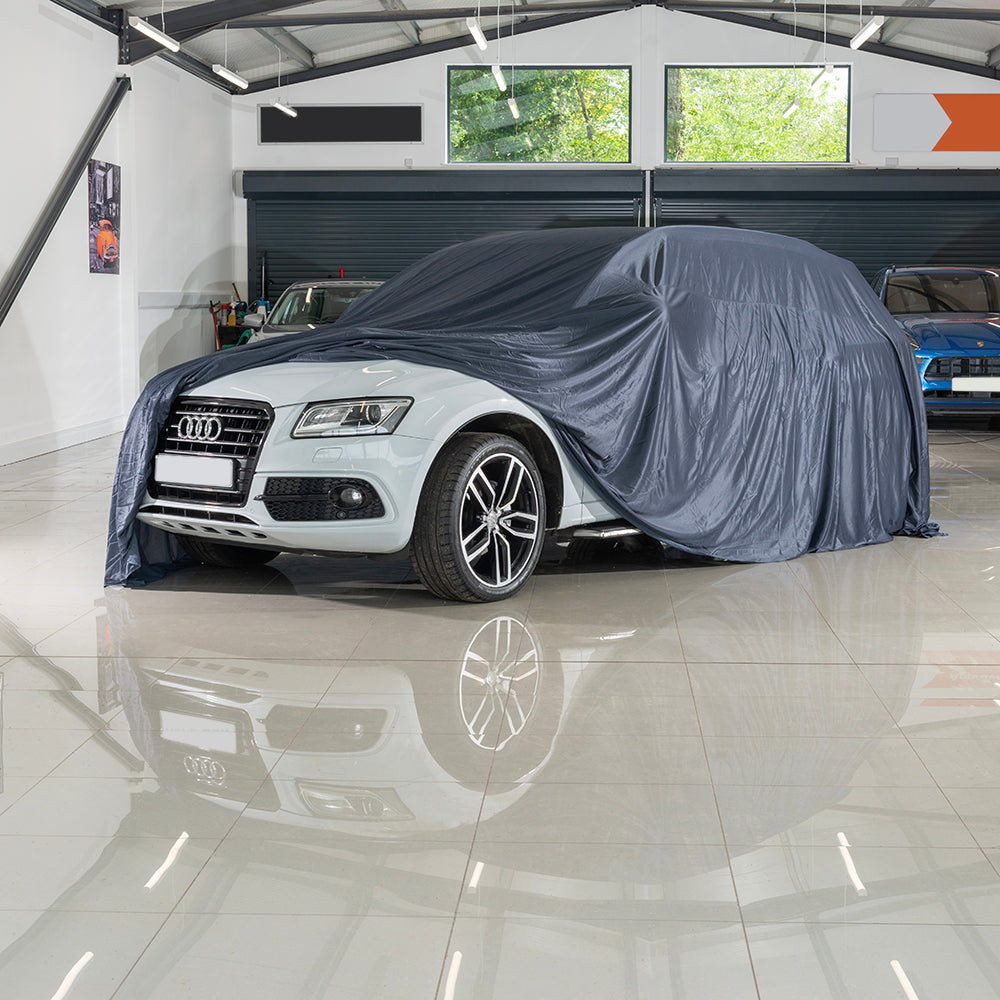 Showroom Reveal Housse de voiture – Housse de taille MOYENNE – Rouge (448R)