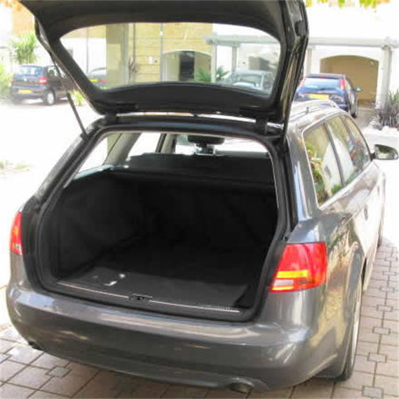 Tapis de coffre sur mesure pour Audi A4 Avant Wagon Génération 2 et 3, 2001 - 2008 (028)