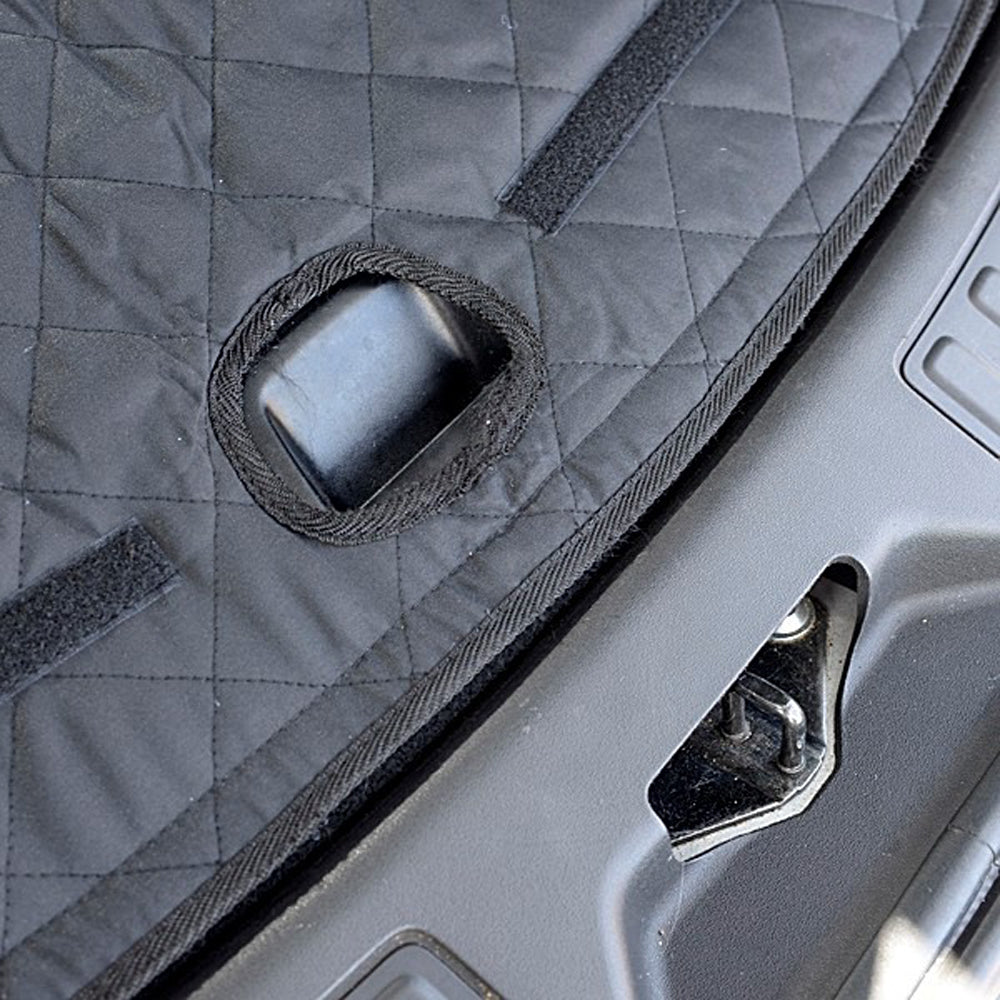 Custom Fit Quilted Cargo Liner for the Discovery Sport Generation 1 - 2014 onwards( 228)