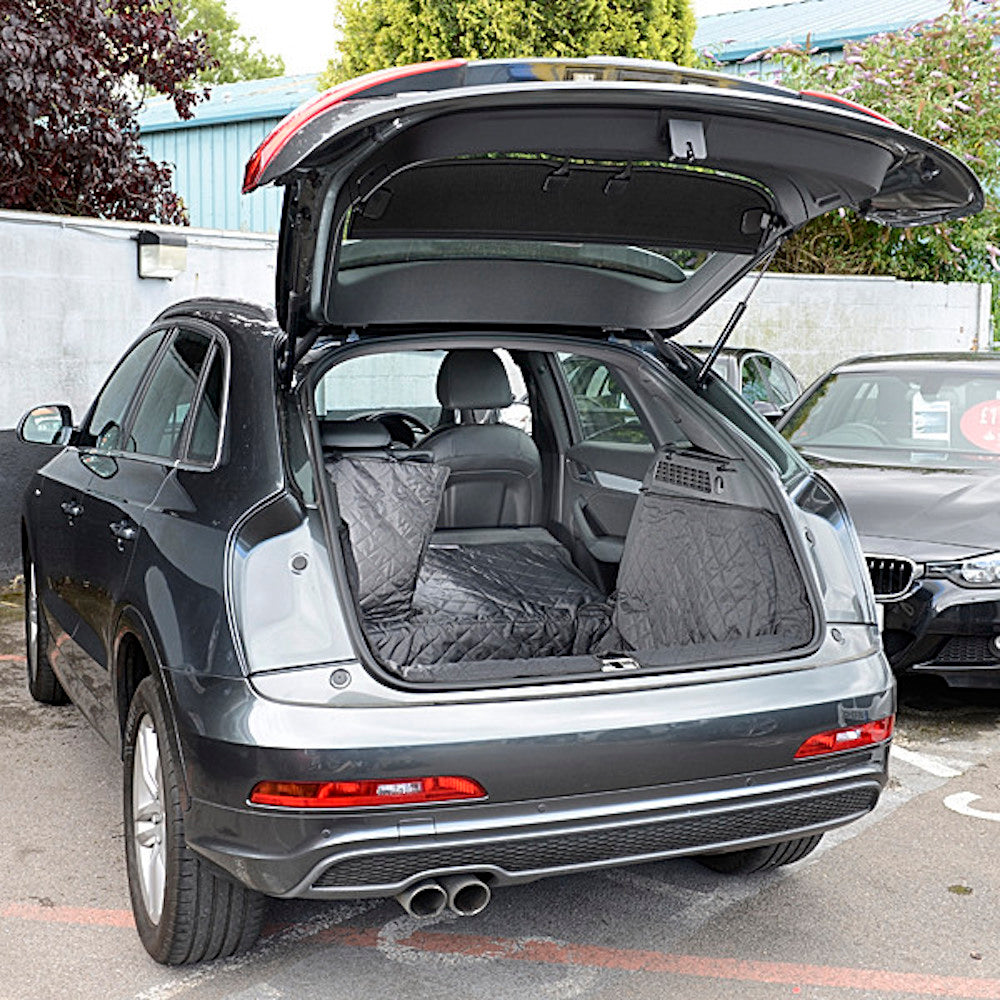 Doublure de coffre matelassée sur mesure pour l'Audi Q3 version plancher bas génération 1 - 2011 à 2018 (266)