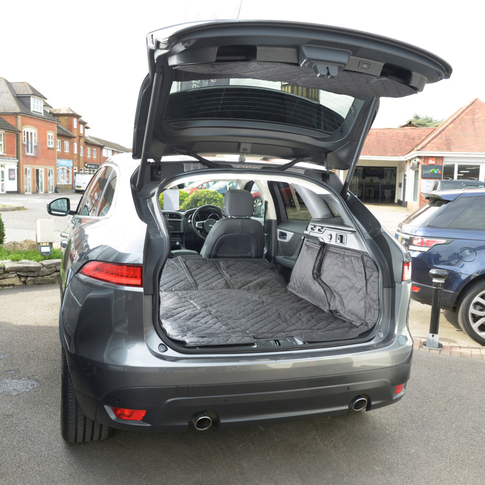 Custom Fit Quilted Cargo Liner for the Jaguar F Pace Generation 1 (X761) - 2016 onwards (412)