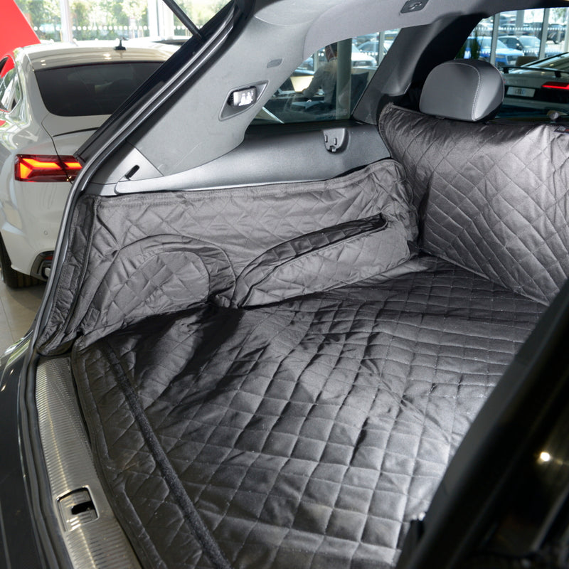Custom Fit Quilted Cargo Liner for the Audi Q7 (7 seater) Generation 2 - 2015 Onwards (635)