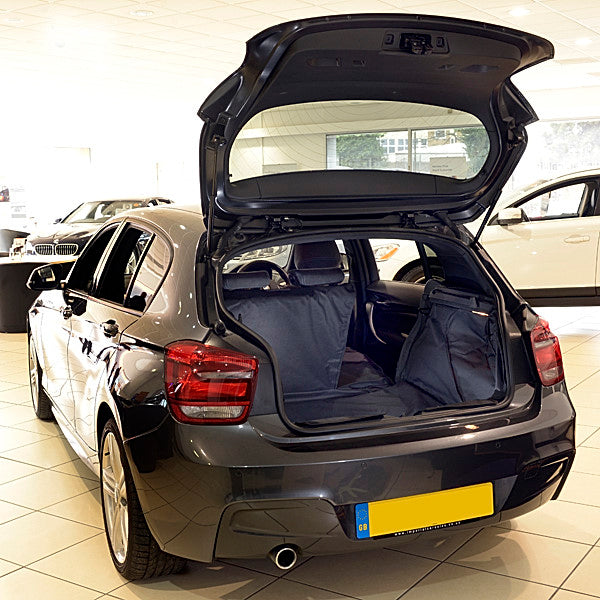Tapis de coffre sur mesure pour BMW Série 1 - Sur mesure - 3 (F21) et 5 (F20) portes à hayon - à partir de 2011 (122)
