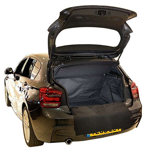 Tapis de coffre sur mesure pour BMW Série 1 - Sur mesure - 3 (F21) et 5 (F20) portes à hayon - à partir de 2011 (122)